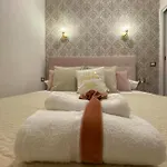 ベッド・アンド・ブレックファスト Domus Leone Tre 4*