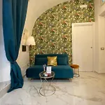 ベッド・アンド・ブレックファスト Domus Leone Tre 4*