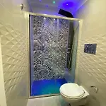 Domus Leone Tre 4* Napoli