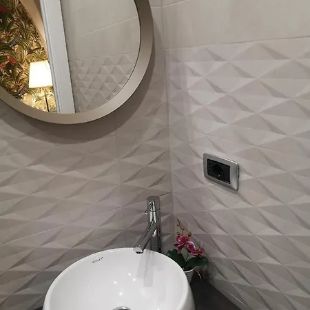 Alojamento de Acomodação e Pequeno-almoço Domus Leone Tre Nápoles