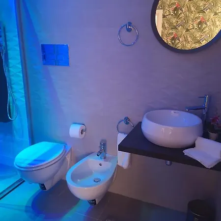 Domus Leone Tre Nápoles