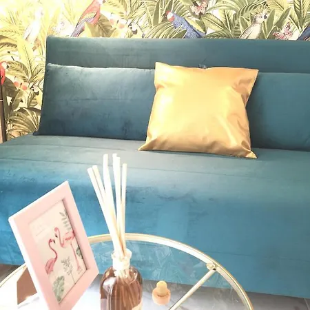 Domus Leone Tre 3* Naples