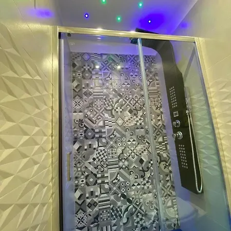 Domus Leone Tre 3* Nápoles