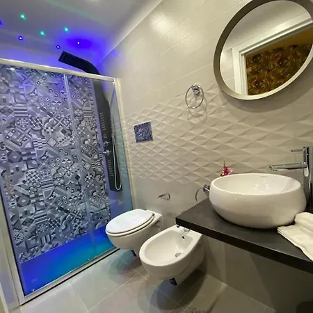 Alojamento de Acomodação e Pequeno-almoço Domus Leone Tre 3*