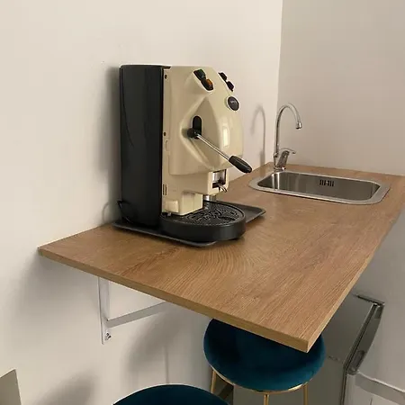 Domus Leone Tre Couette-café Naples