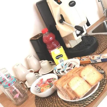 Domus Leone Tre Bed & Breakfast