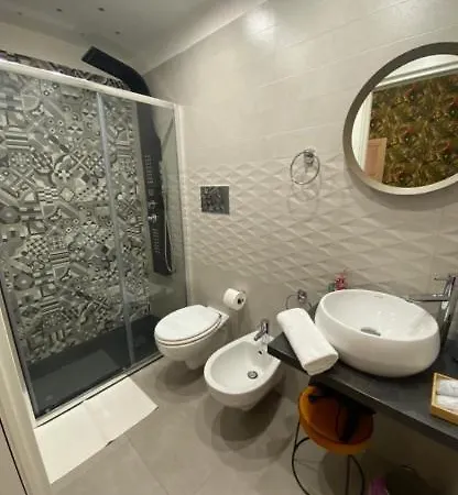 Bed & Breakfast Domus Leone Tre Napels